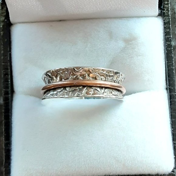 925 Stamped Sterling & Aquamarine Ring - Picture 3 of 9